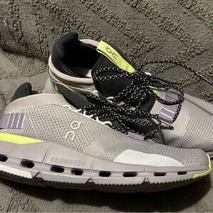On Running Women’s Gray and Black Shoes